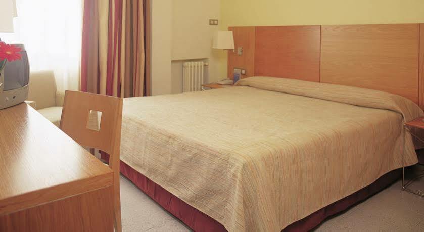 Hesperia Centro Hotel