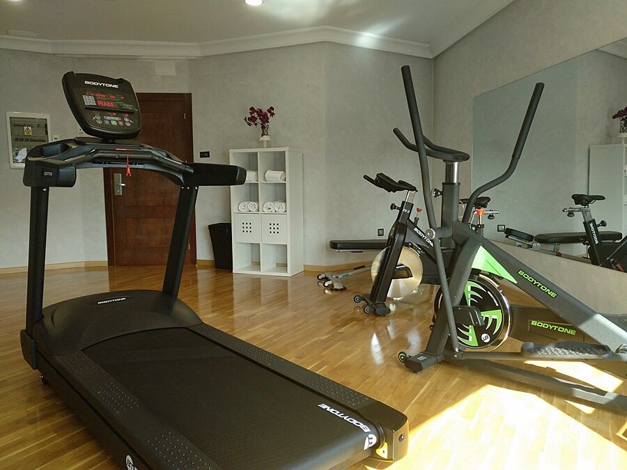 Hotel Allegro Azarbe 4*