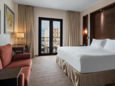 Doubletree By Hilton La Torre Golf