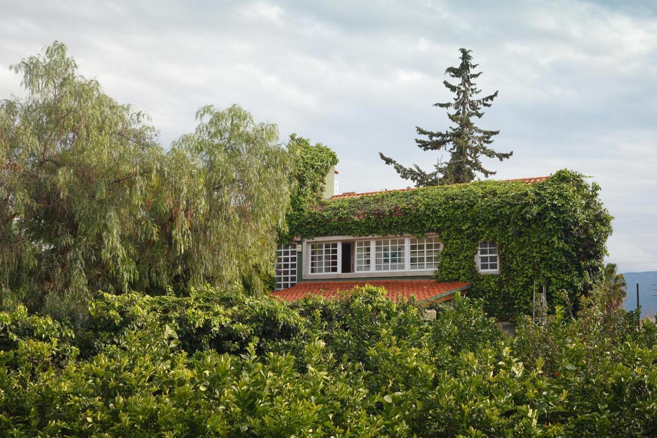 La Casa Hostal