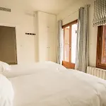 Villa With 5 Bedrooms In Banos Y Mendigo, With Private Pool, Furnished