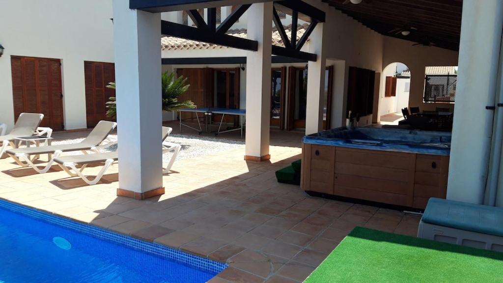 Large Luxury 3 Bed