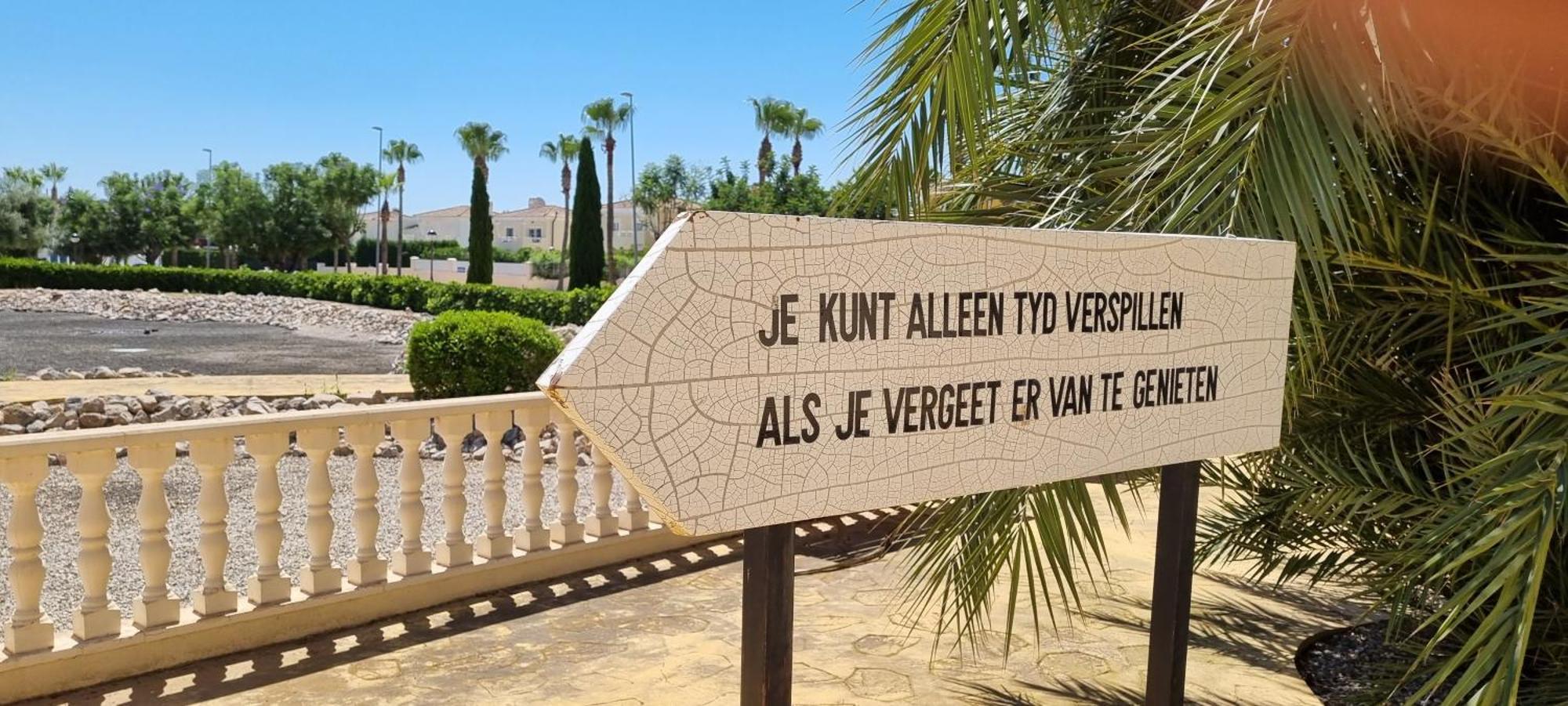 Renes, With A Private Pool Villa